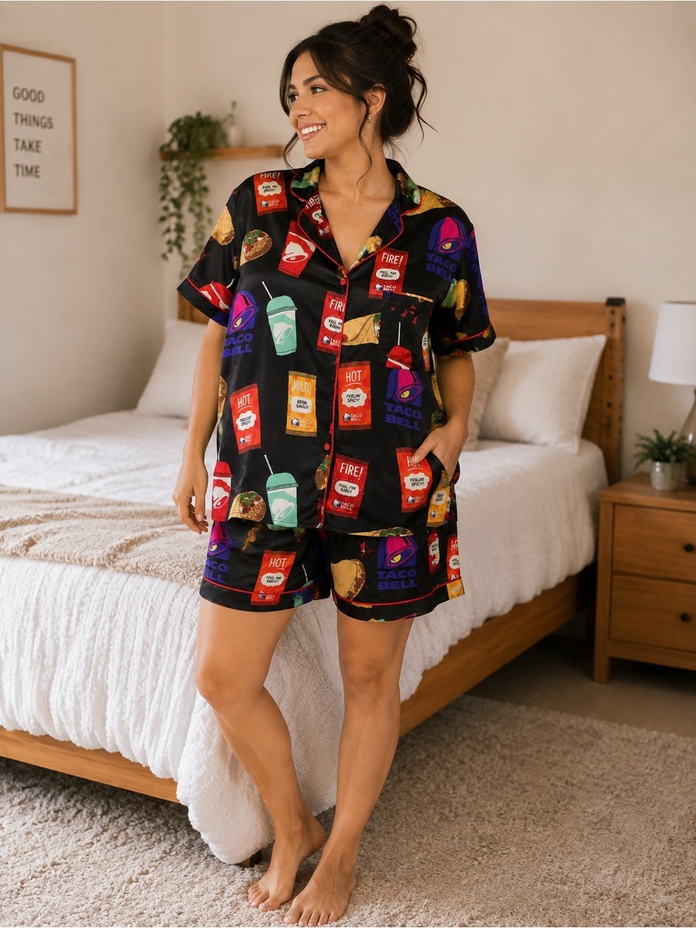 Sheshow Taco Bell Satin Pajama Set Women’s Medium Short Sleeve Button NWT